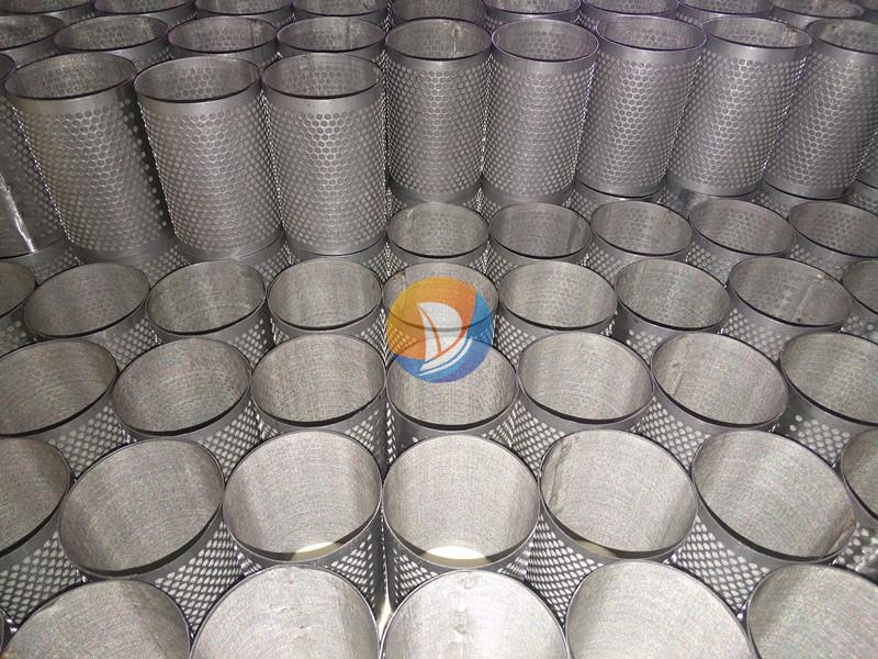 Perforated Metal Filter Cylinders